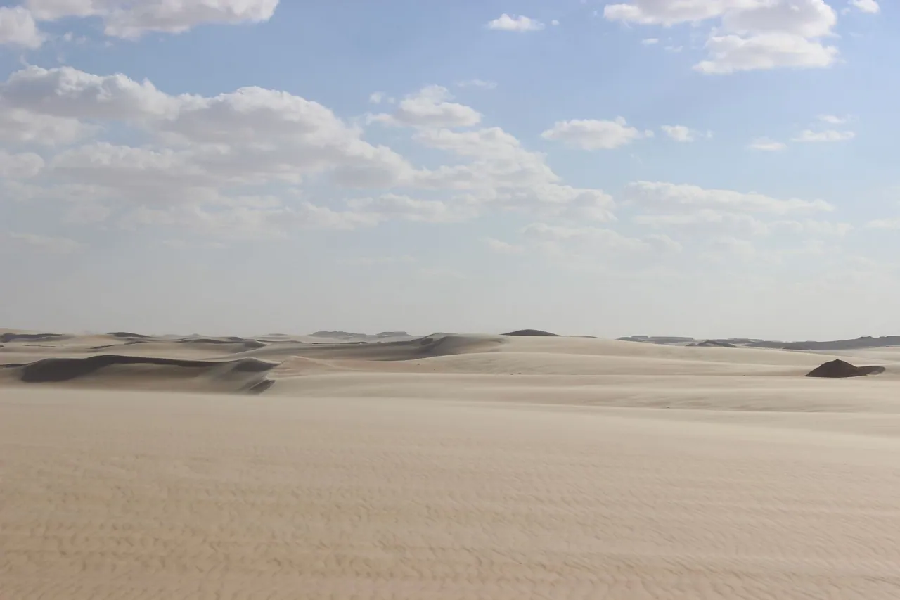 How to approach Egypt’s desert landscapes